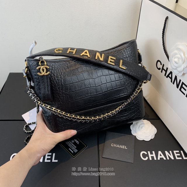 Chanel女包 91810 2019新款 Chanel Gabrielle鱷魚流浪包 皮裹鏈條 香奈爾肩背包 香奈兒流浪包  djc2624